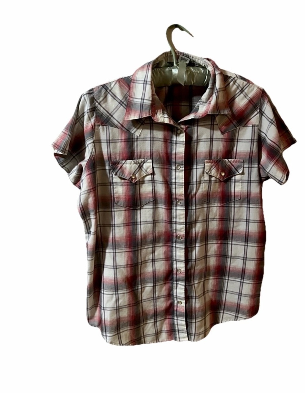 Ladies XL Wrangler Cream & Red Plaid pearl snap Button-Up Shirt